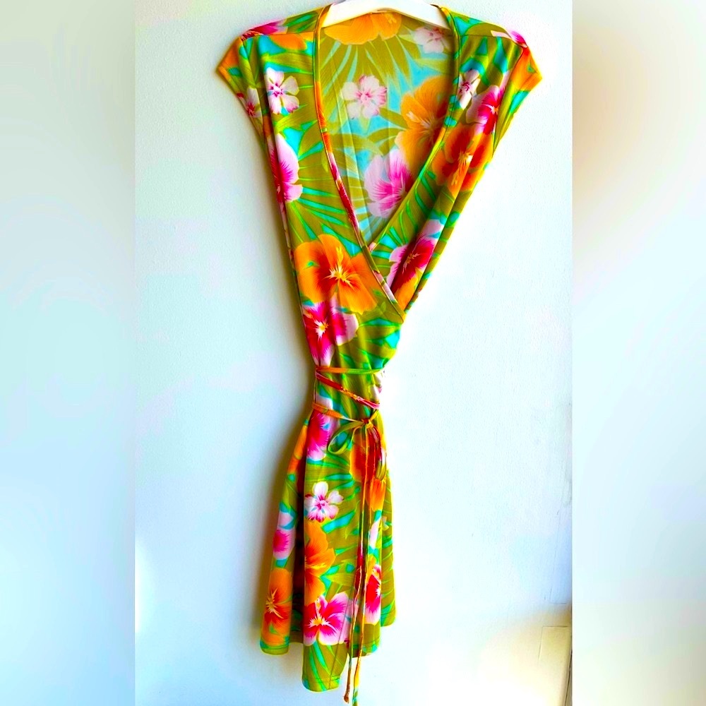 Vintage floral wrap midi dress